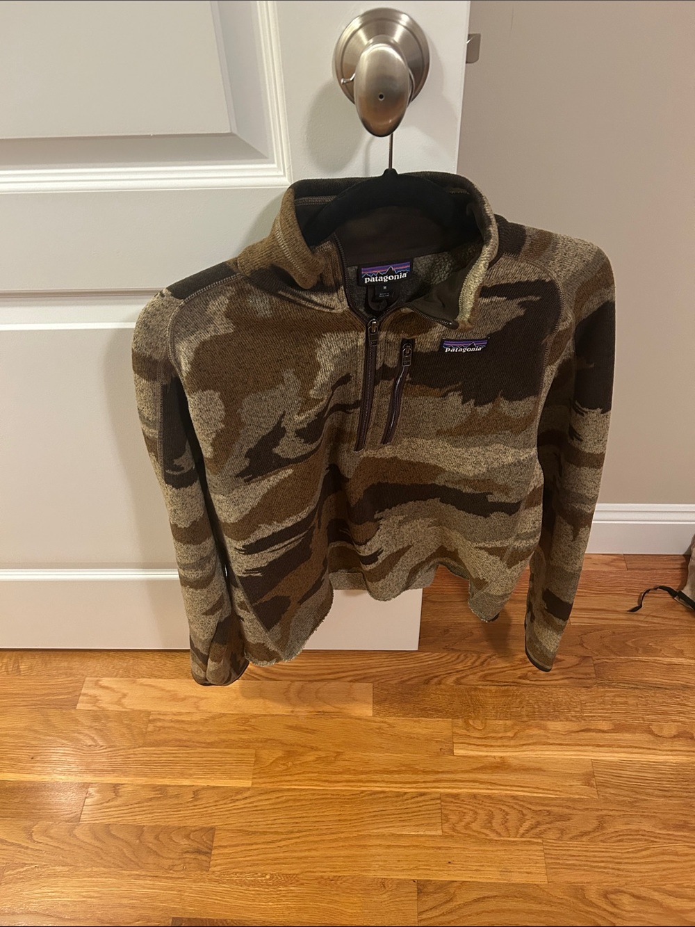 Patagonia camo fleece